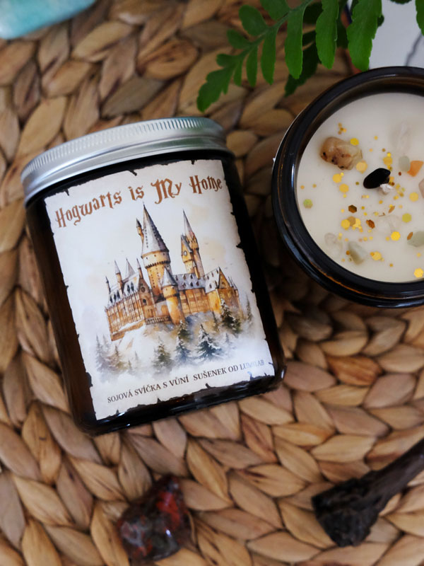 Svíčka ✨Hogwarts is My Home✨