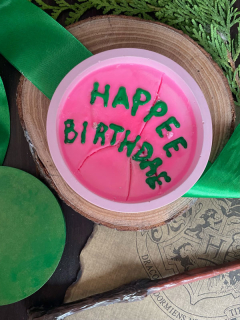 Svíčka ✨Dort Hagrida✨